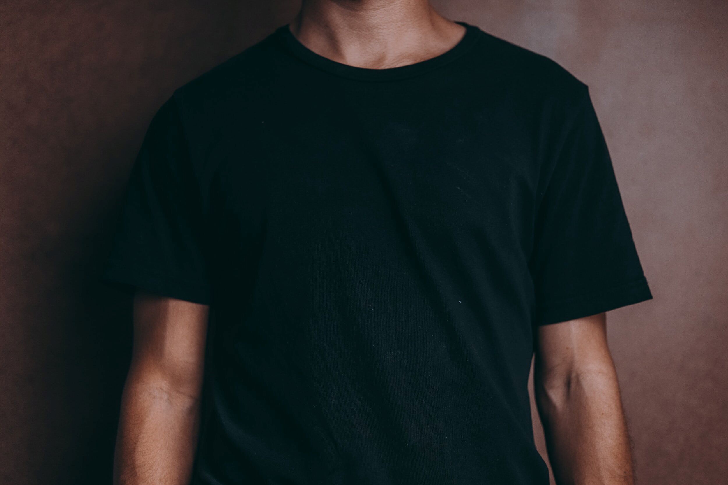 Discover The Best Website For Minimalist Black T-Shirts With Simple Designs!