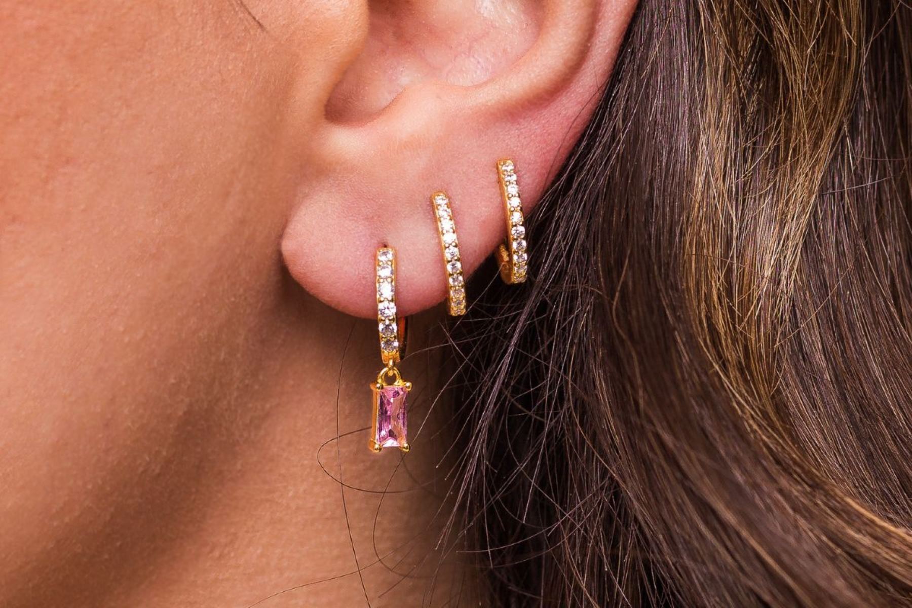 Essential Tips For Perfectly Healing And Maintaining Ear Piercings