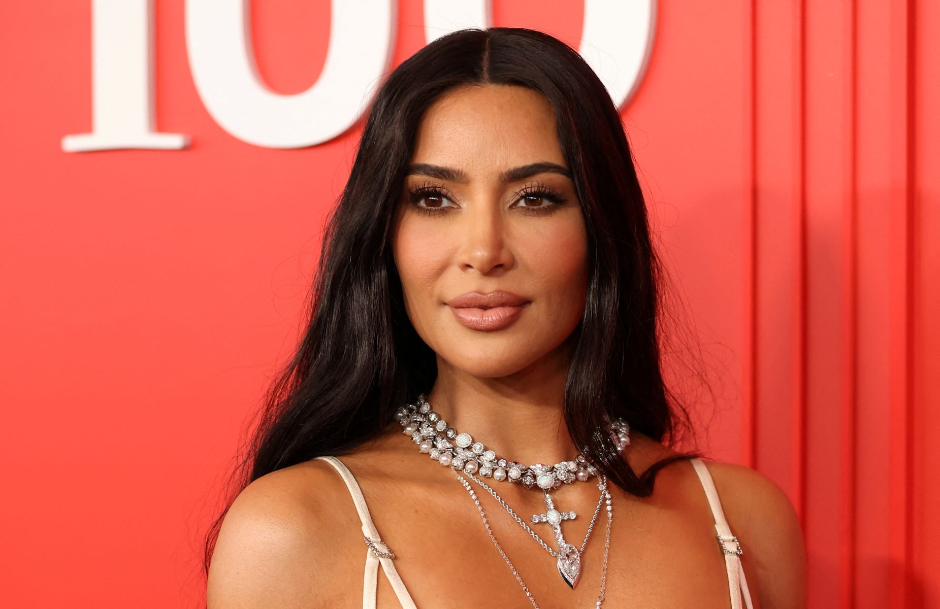 Kim Kardashian's Jaw-Dropping Measurements Revealed!