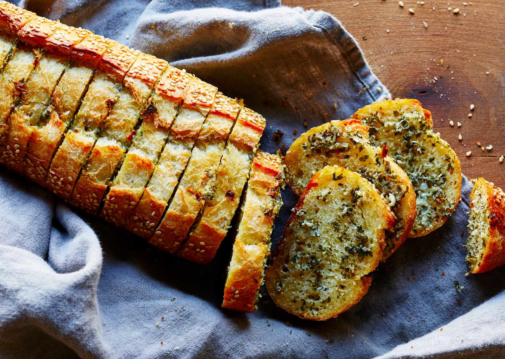 Revive Your Leftover Garlic Bread With This Game-changing Reheating Hack!