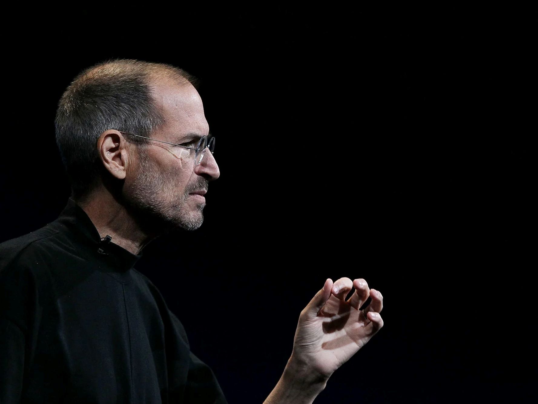 The Surprising Reason Behind Steve Jobs' Plain Dressing Style