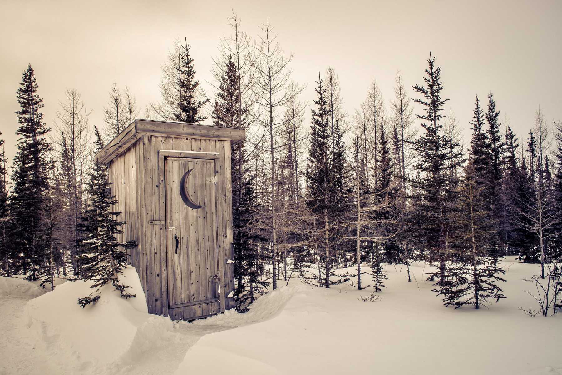 The Surprising Reason Behind The Crescent Moon On American Outhouse Doors