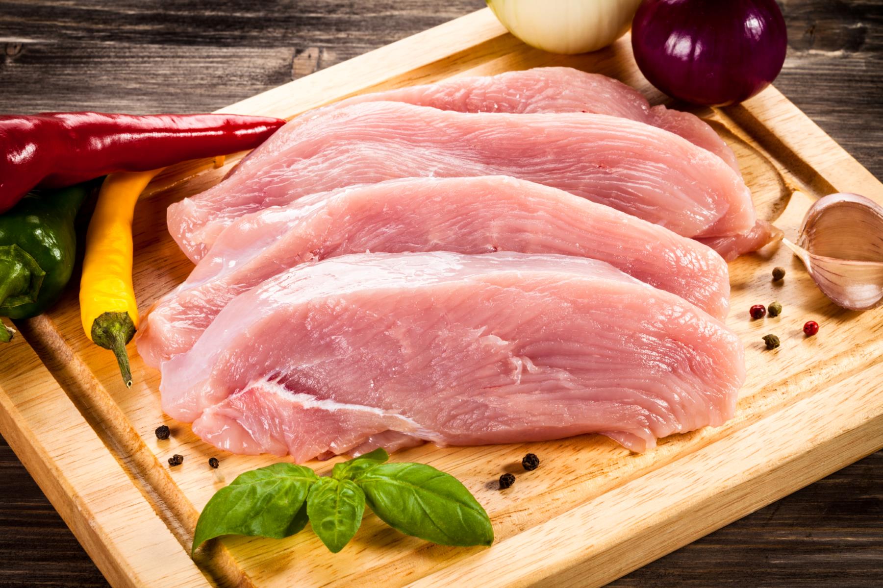 The Surprising Reason Why Chicken Breast With Rib Meat Is A Steal!