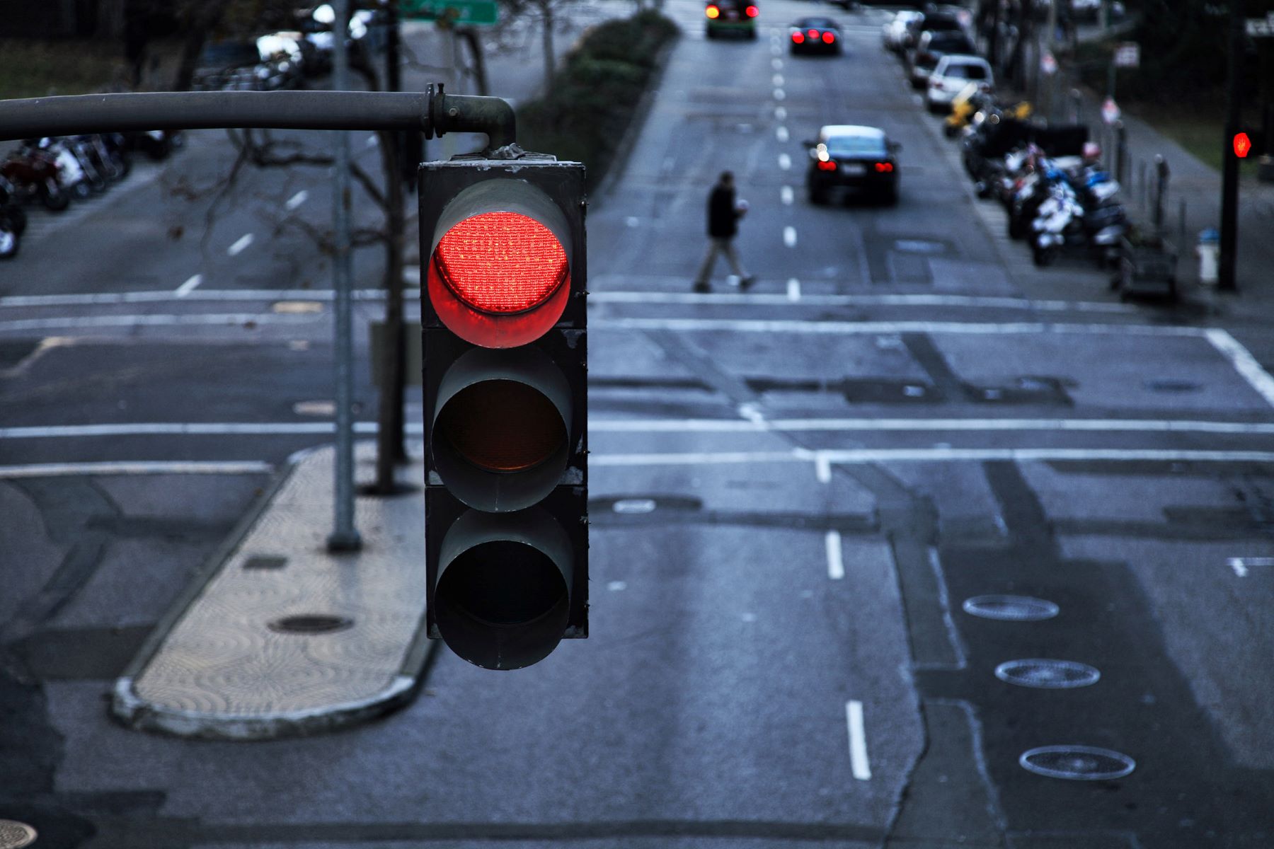 The Surprising Rule You Didn’t Know About Making Right Turns On Red