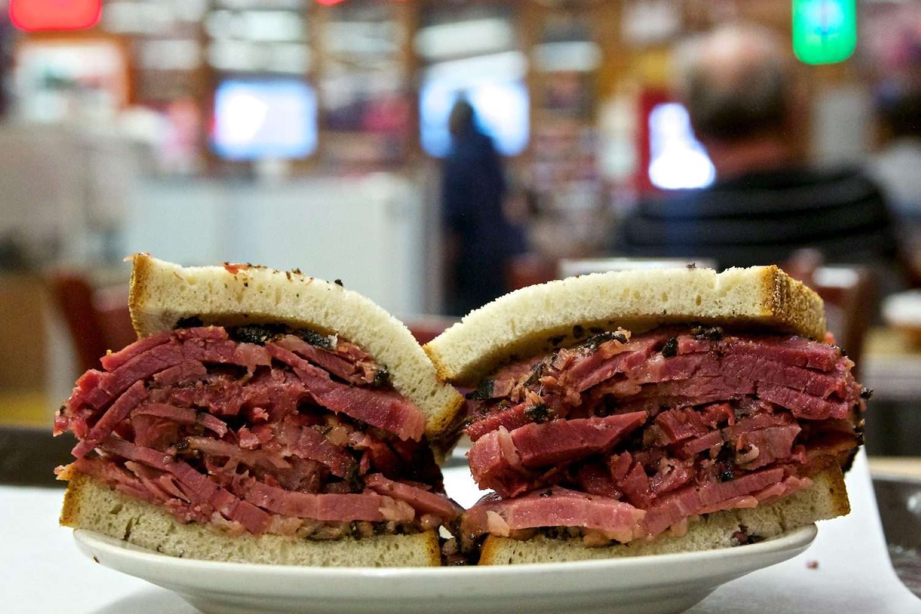 The Ultimate Guide To Different Deli Meats: Pastrami, Corned Beef, Roast Beef, And Smoked Meat Explained!