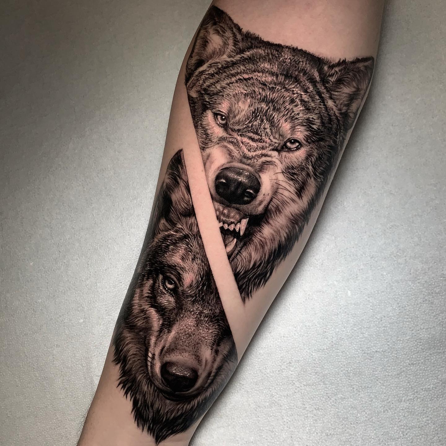 10 Amazing Wolf Tattoo Designs You Need To See!