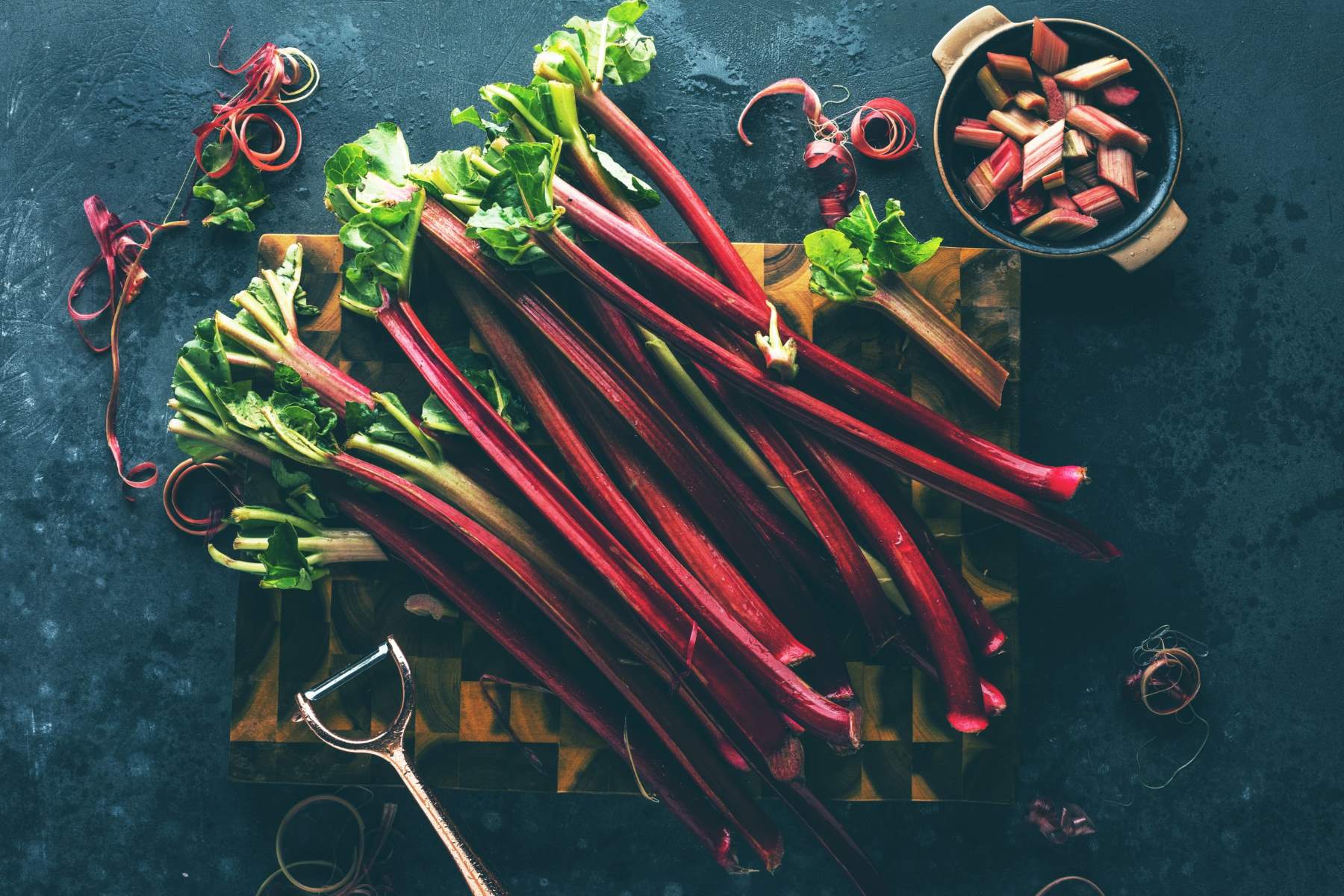 5 Delicious Ways To Make Rhubarb Irresistible!