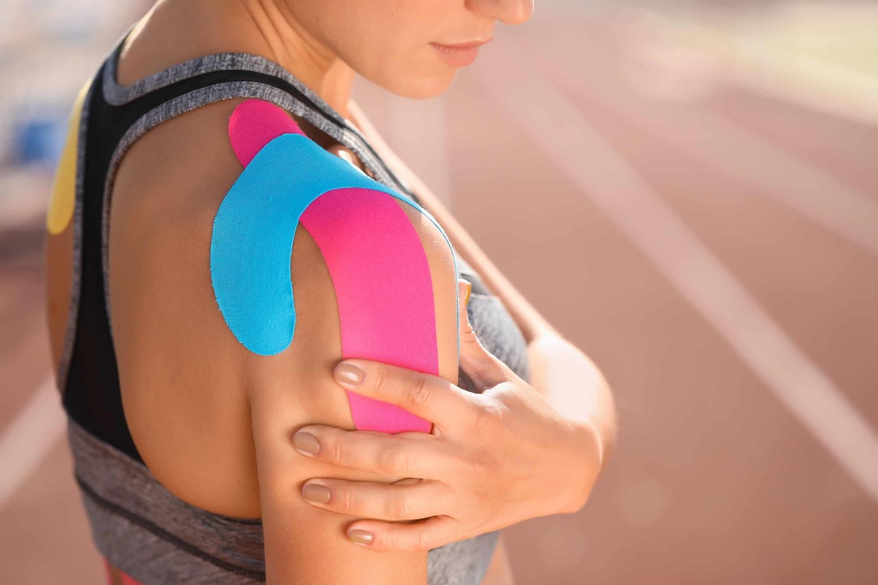 How To Use KT Tape For Shoulder Pain Relief