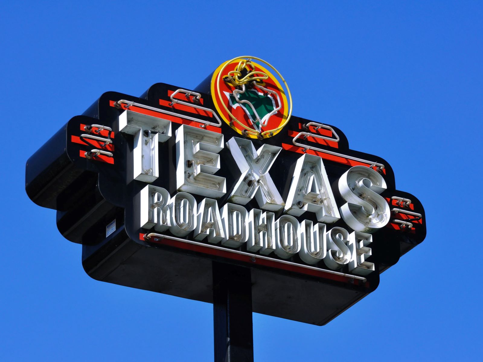 Texas Roadhouse’s Reservation Policy In 2021: What You Need To Know