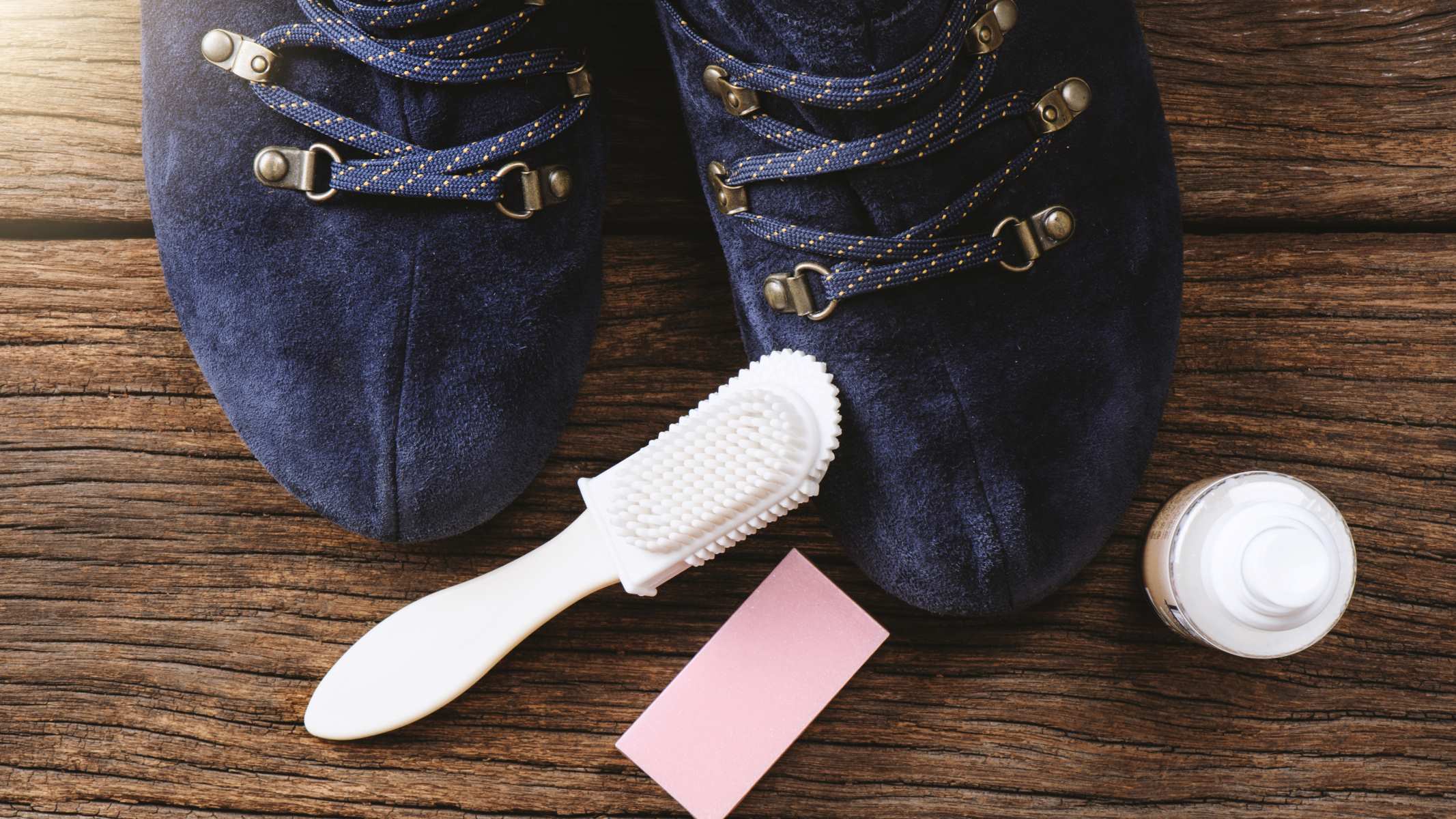 The Ultimate Guide To Cleaning Suede Shoes And Sneakers Without Any Damage!