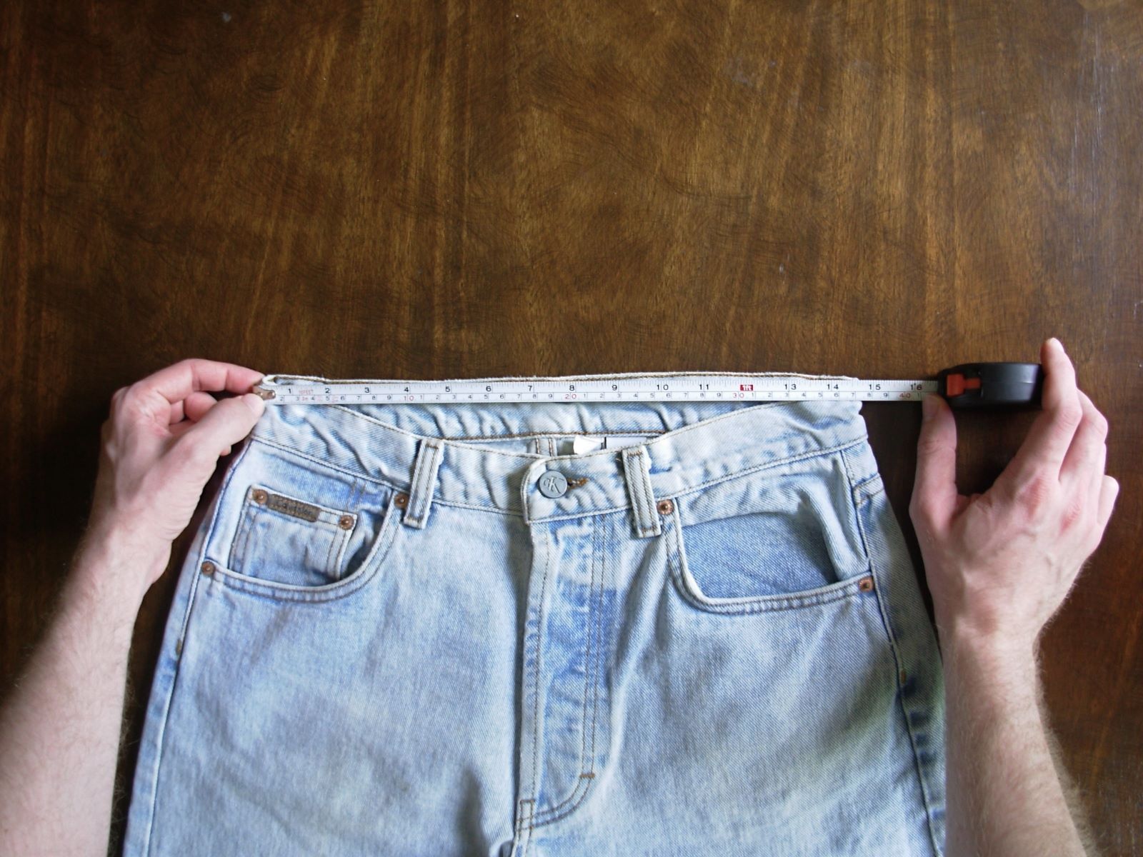 The Ultimate Guide To Perfectly Positioning Your Low Rise Jeans