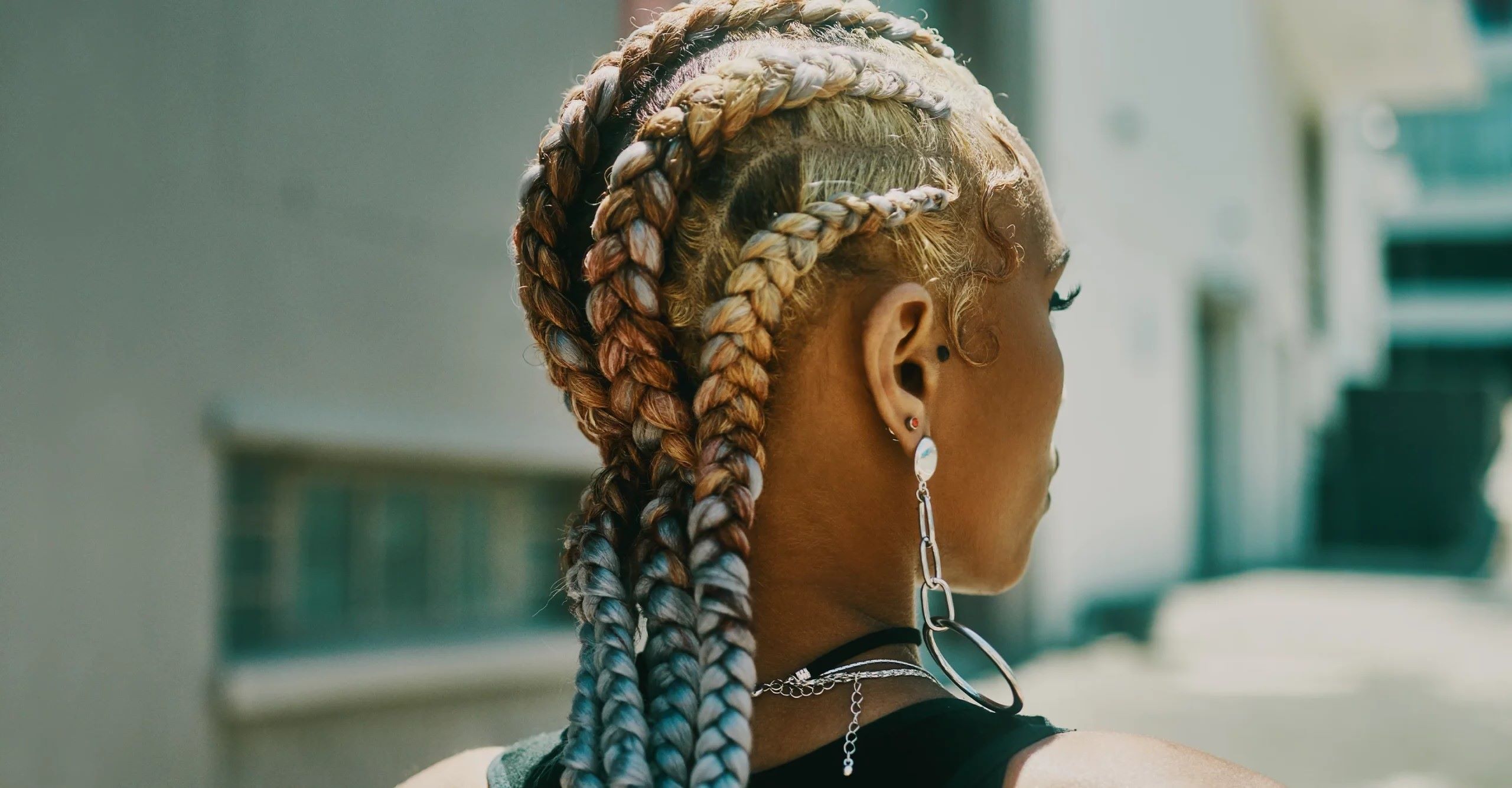 How To Achieve A Stunning Long Braided Ponytail