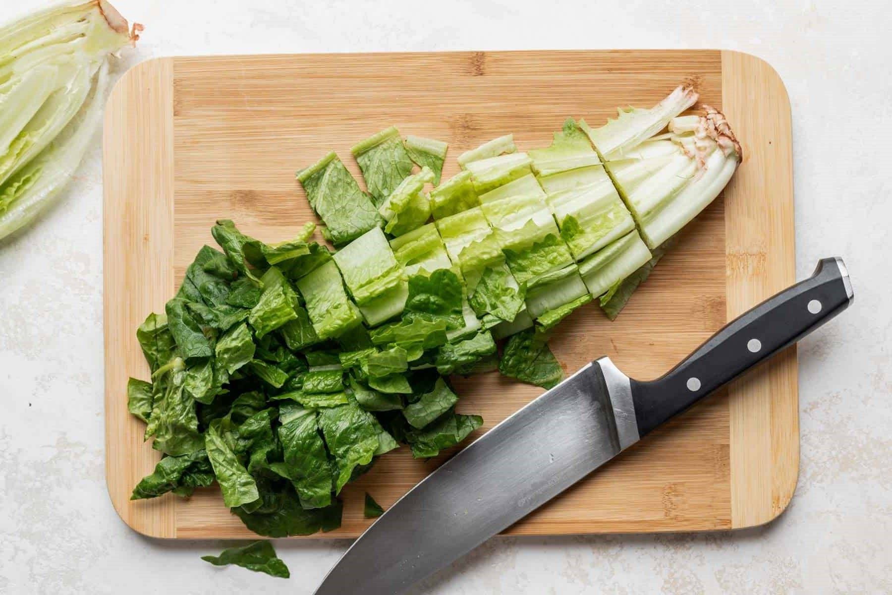 How To Chop Romaine Lettuce