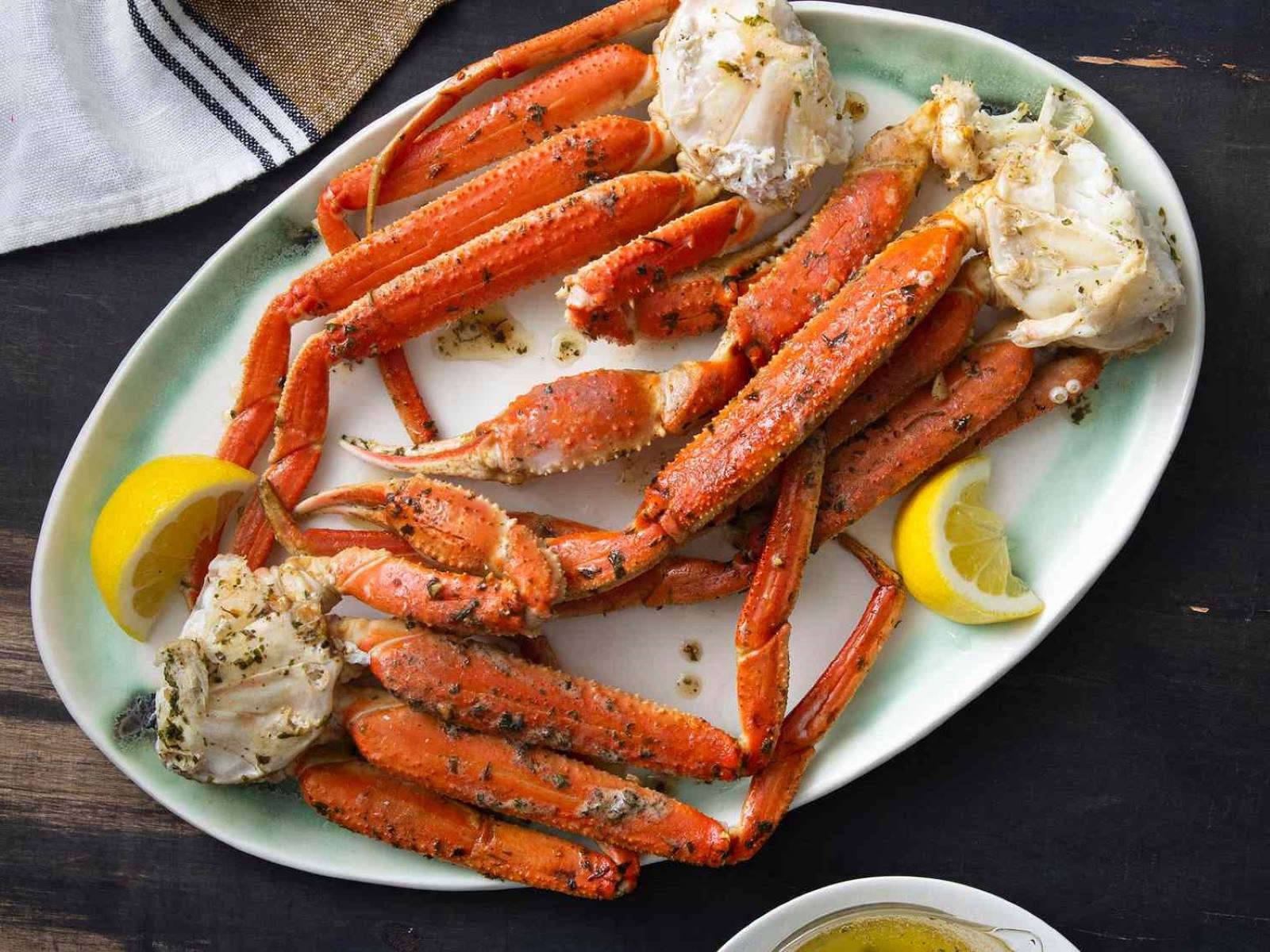 How To Eat Snow Crab Legs